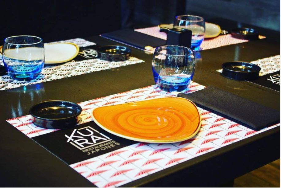 Marca barcelona restaurante 917x612 - Creación de branding para Kurai, restaurante japonés de Barcelona
